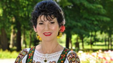 Photo of O mare artista din Romania, in doliu! Sotul ei a murit